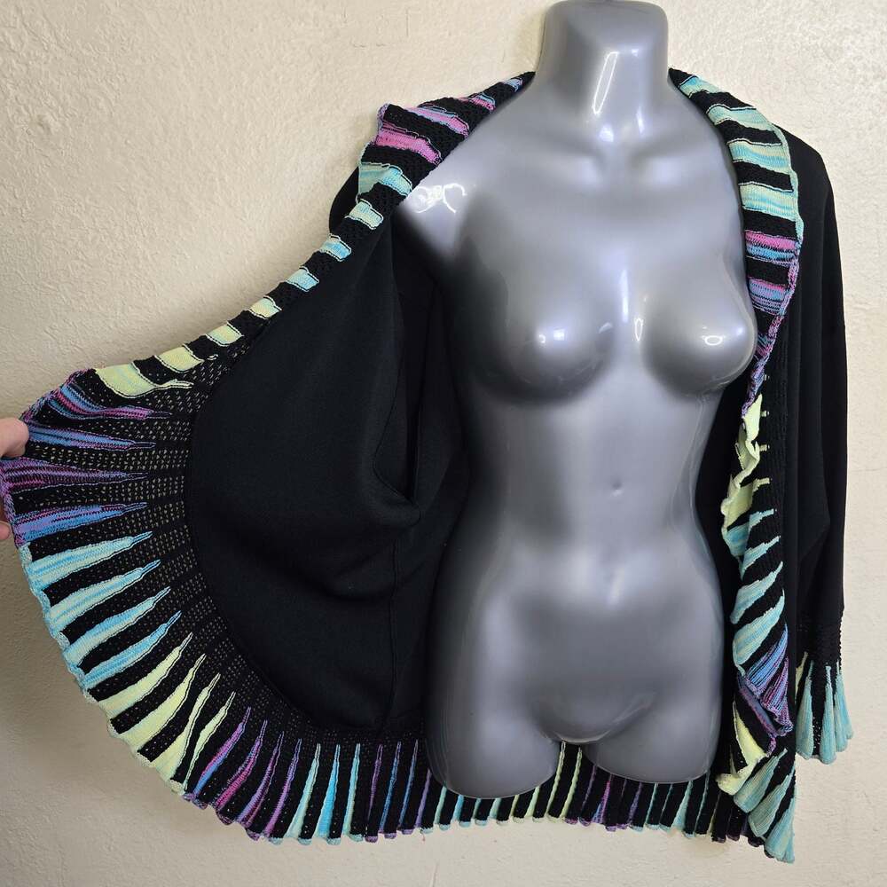 The Pyramid Collection Black Multi-Color Ruffle Open Front Cardigan XL - Picture 6 of 8